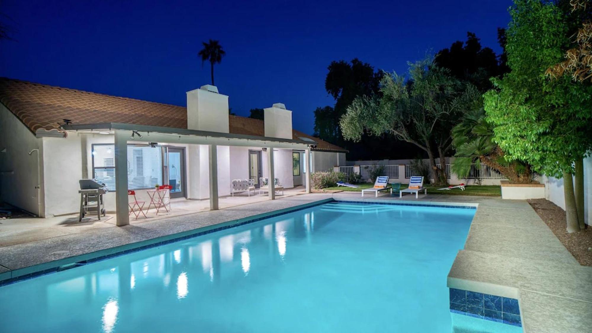 Beautiful 5-Bdrm Vacation Home Wheated Pool Scottsdale Exteriör bild